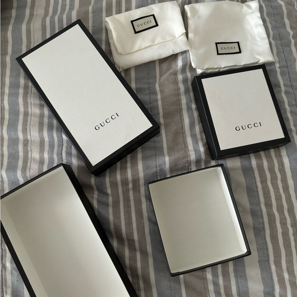 Authentic small Gucci boxes with dust bags - Picture 5 of 5